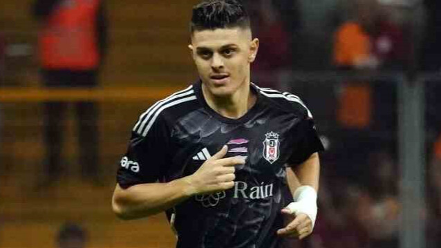 Herkes Semih, Aboubakar sandı ama değil! Beşiktaş'a 7 milyon euro Herkes Semih, Aboubakar sandı ama değil! Beşiktaş'a 7 milyon euro