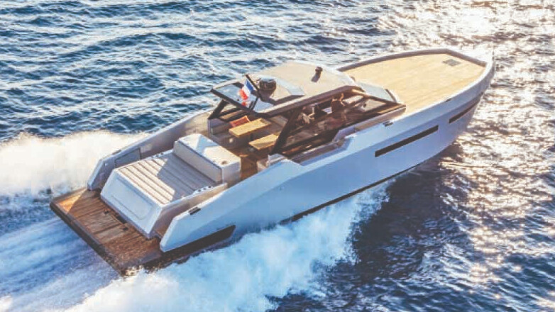 Tekneler karada yarıştı, fiyatları 50 bin TL İle 150 milyon TL arasında değişiyor Tekneler karada yarıştı, fiyatları 50 bin TL İle 150 milyon TL arasında değişiyor