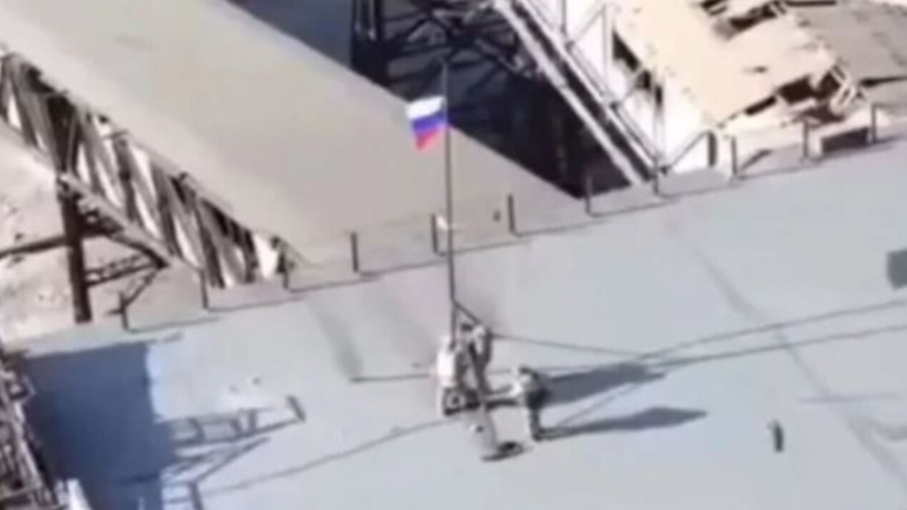 Bayrağı göndere çektiler... Ukrayna'nın kontrolündeki Avdiivka kenti Rusya'nın eline geçti