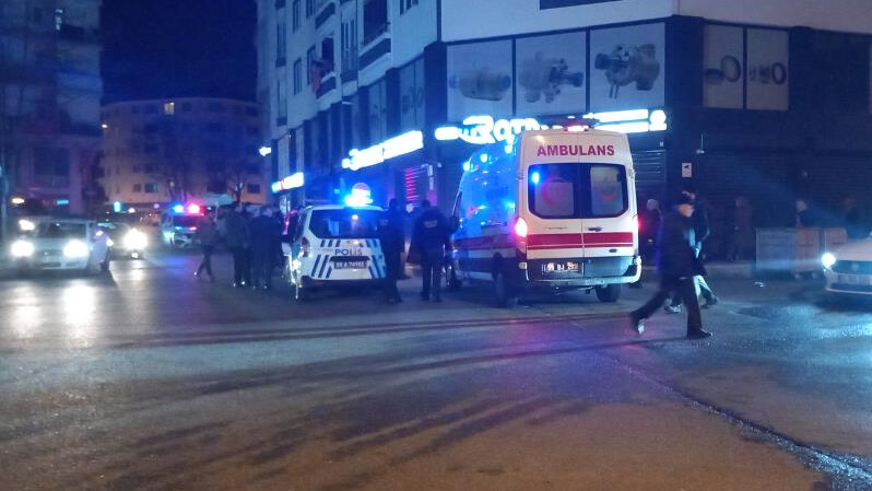 En mutlu günleri kabusa döndü! Gelin ve damadın yakınları birbirine girdi