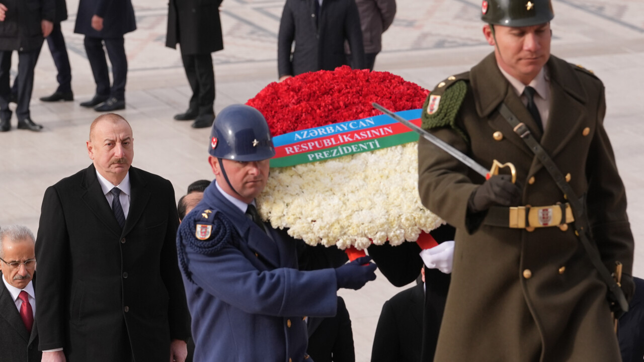 Seçim zaferinin ardından gelenek bozulmadı! Azerbaycan Cumhurbaşkanı Aliyev, ilk resmi ziyaret için Türkiye'de
