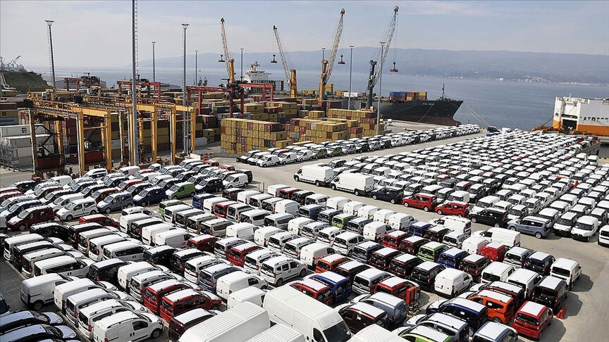 Rekora doymayan otomotiv ihracatçıları hedef yükseltti: 39 milyar dolar! Rekora doymayan otomotiv ihracatçıları hedef yükseltti: 39 milyar dolar!