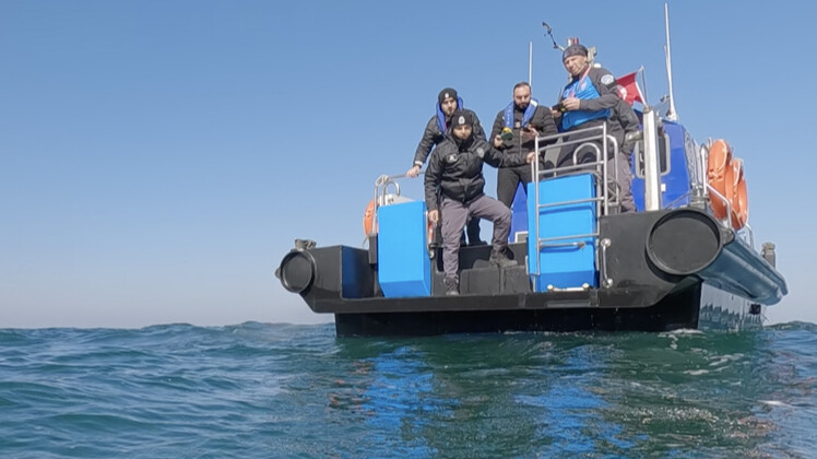 Marmara'da batan geminin kayıp mürettebatı için SAS komandoları ve 'kameralı can simidi' devrede