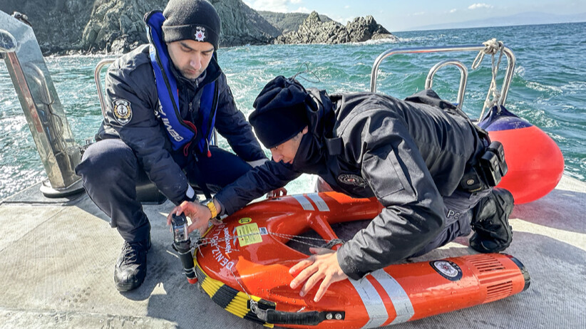 Marmara'da batan geminin kayıp mürettebatı için SAS komandoları ve 'kameralı can simidi' devrede