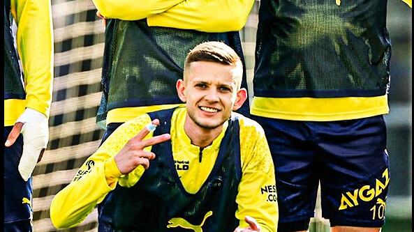 Szymanski giderse buna en çok Fred üzülür! Milan, Sociedad ve Napoli İstanbul'a geliyor Szymanski giderse buna en çok Fred üzülür! Milan, Sociedad ve Napoli İstanbul'a geliyor