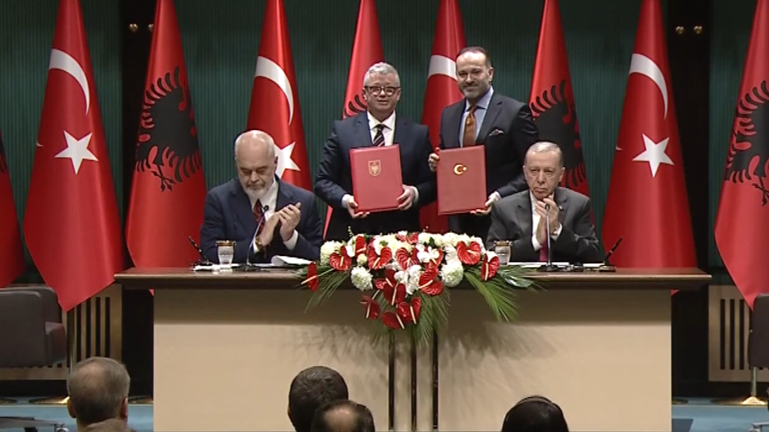 Türkiye-Arnavutluk 6 anlaşmaya imza attı! Erdoğan: "Ticarette hedef 2 milyar dolar"