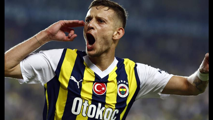 Beşiktaş taraftarı bu listeyi görünce sinir krizi geçirecek! Süper Lig'in en değerli 5 genç futbolcusu belli oldu Beşiktaş taraftarı bu listeyi görünce sinir krizi geçirecek! Süper Lig'in en değerli 5 genç futbolcusu belli oldu