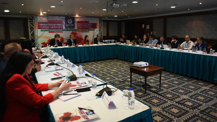 Venezuela'dan sıcak mesajlar: Mesafe uzak ama kalbimiz bir atıyor - 2. Resim