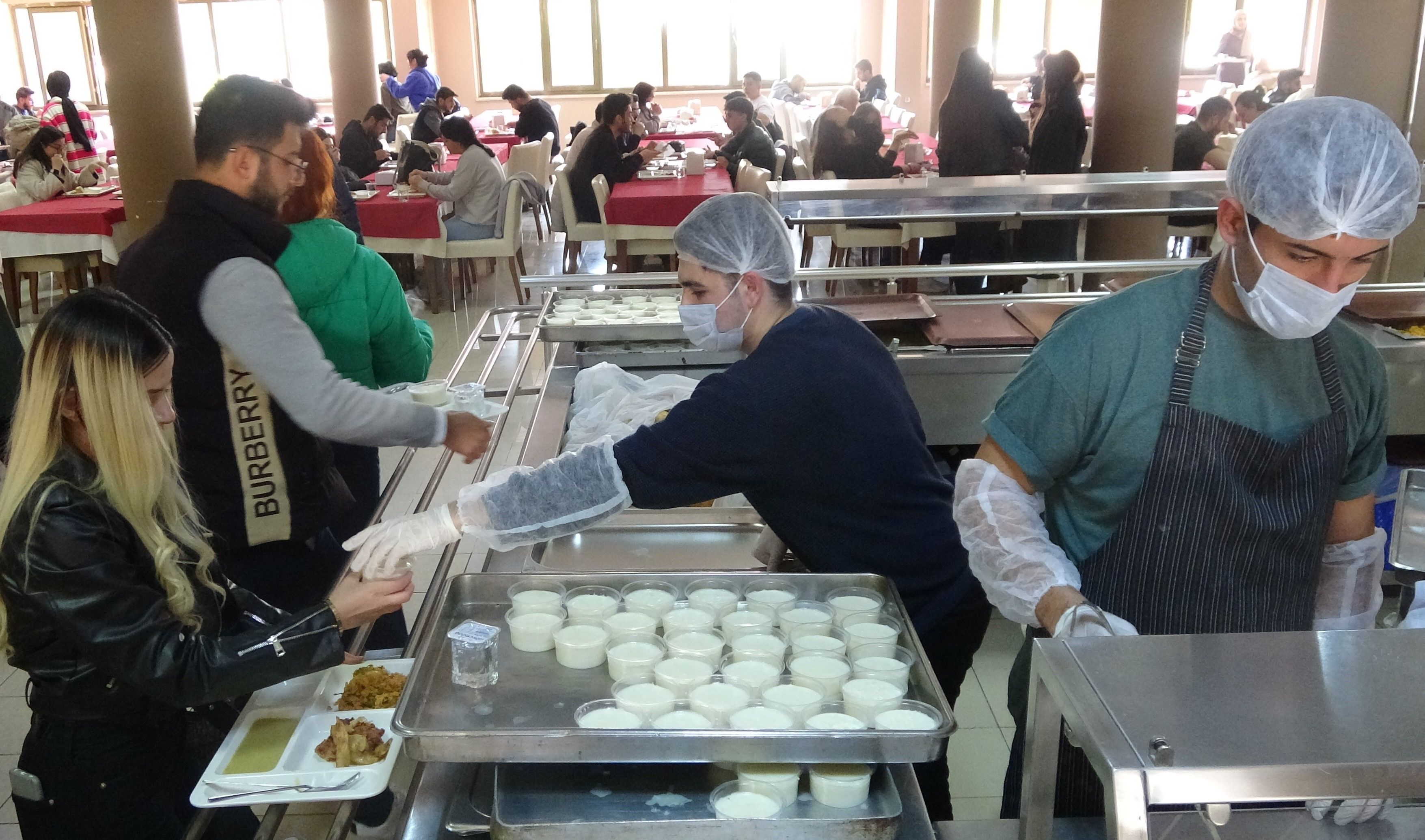 3 çeşit yemek 14 TL! Yemeği öğrenciler belirledi, Rektör müjdeyi verdi "Zam yok" - 2. Resim