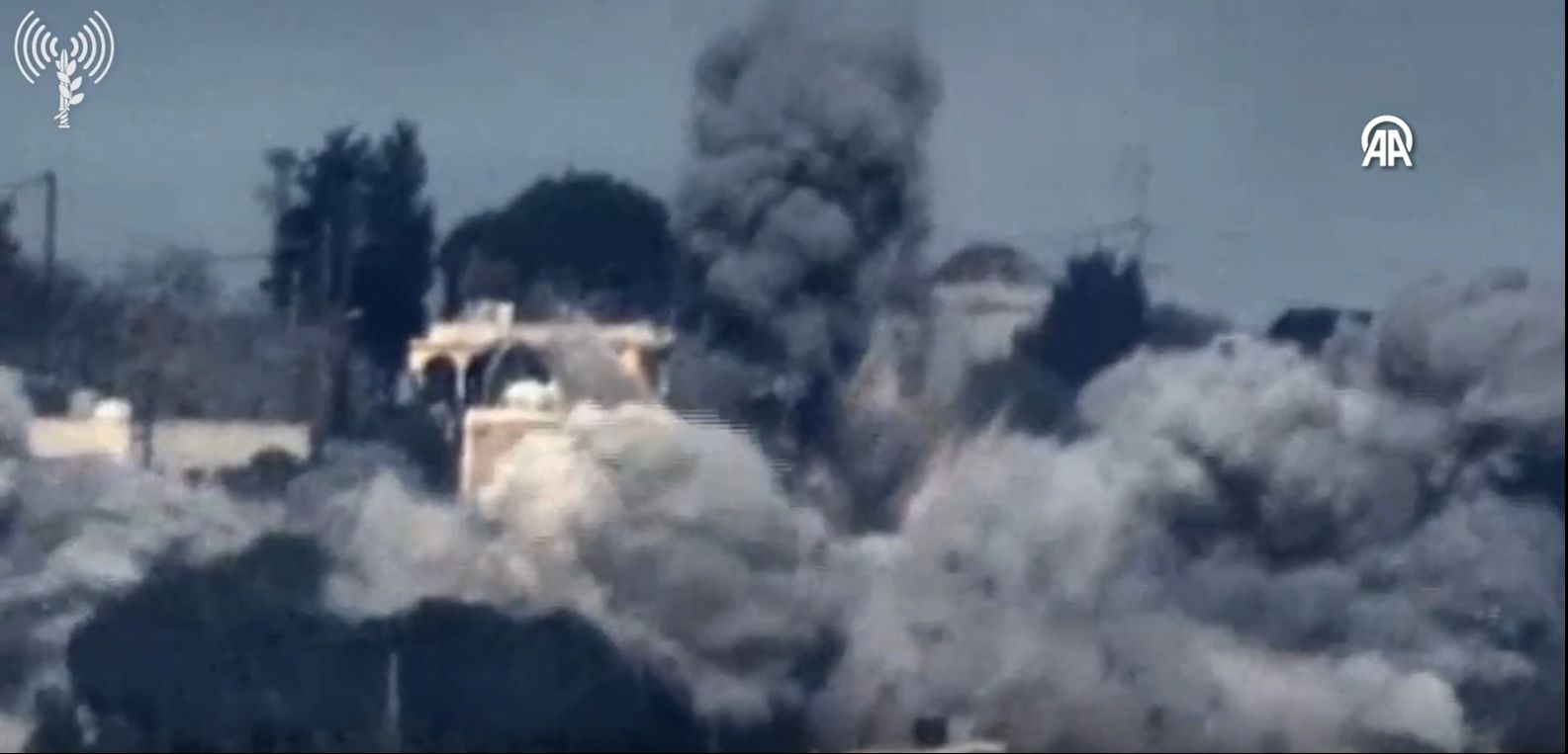 İsrail'den bölgede tansiyonu yükseltecek saldırı! Lübnan’da bir apartman yerle bir oldu İsrail, bölgede tansiyonu yükseltecek saldırı! Lübnan’da bir apartman yerle bir oldu - 3. Resim