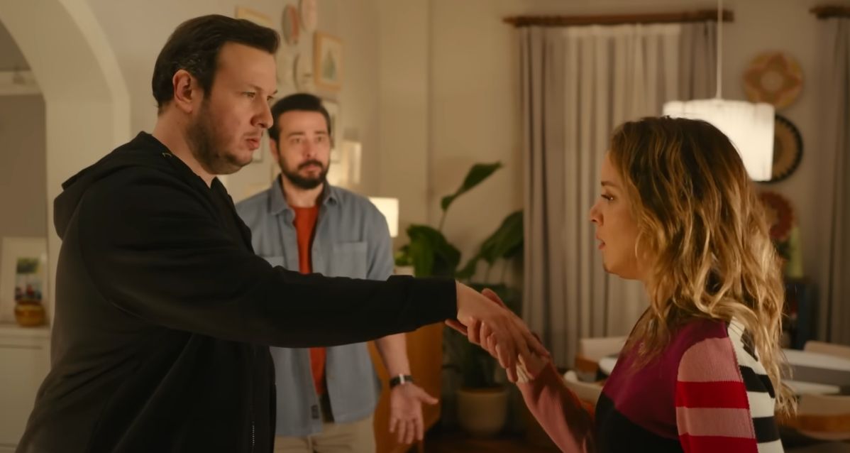 Erdal ile Ece filmi kaç yaş üstü, kaç dakika sürüyor? Erdal ile Ece yaş sınırı var mı, kaç saat? Erdal ile Ece filmi kaç yaş üstü, kaç dakika sürüyor? Erdal ile Ece yaş sınırı var mı, kaç saat? - 2. Resim