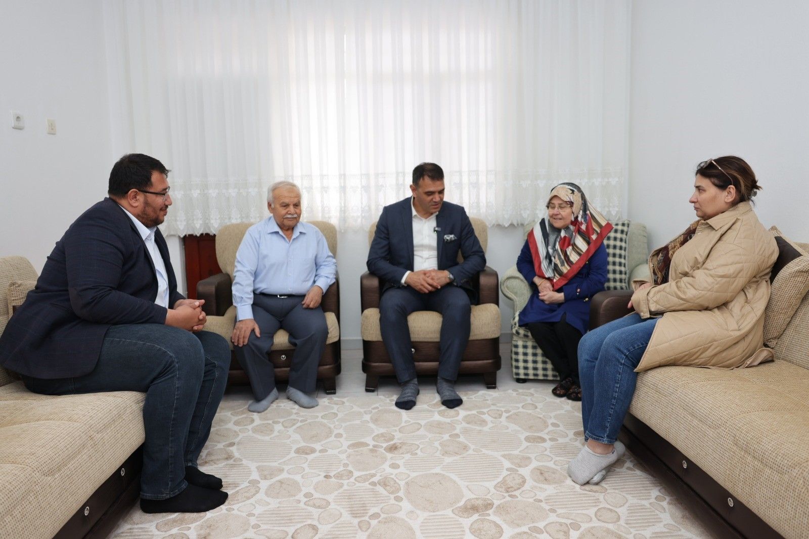 İlk Türk astronot Alper Gezeravcı'nın ailesine anlamlı hediye! 'Gurur duyuyorum' - 2. Resim