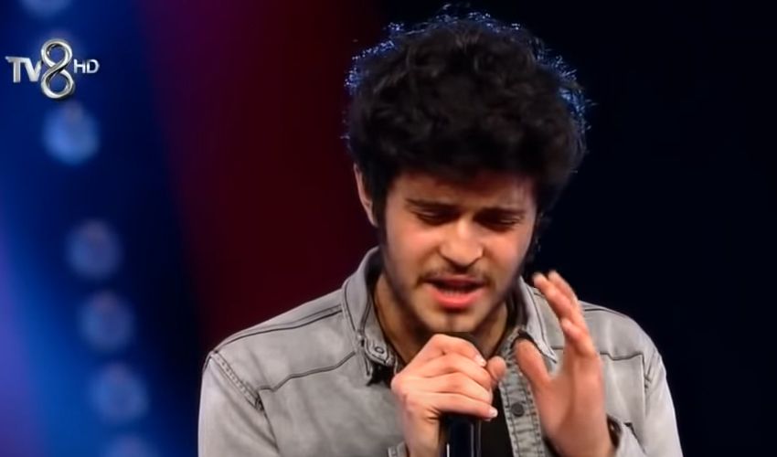 O Ses Türkiye eski şampiyonu Emre Sertkaya son haliyle hayrete düşürdü! Kimse tanıyamıyor - 1. Resim