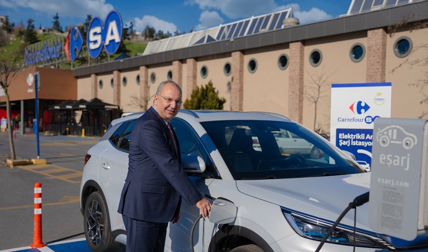 CarrefourSA E-şarj yatırımlarına devam ediyor CarrefourSA E-şarj yatırımlarına devam ediyor - 1. Resim