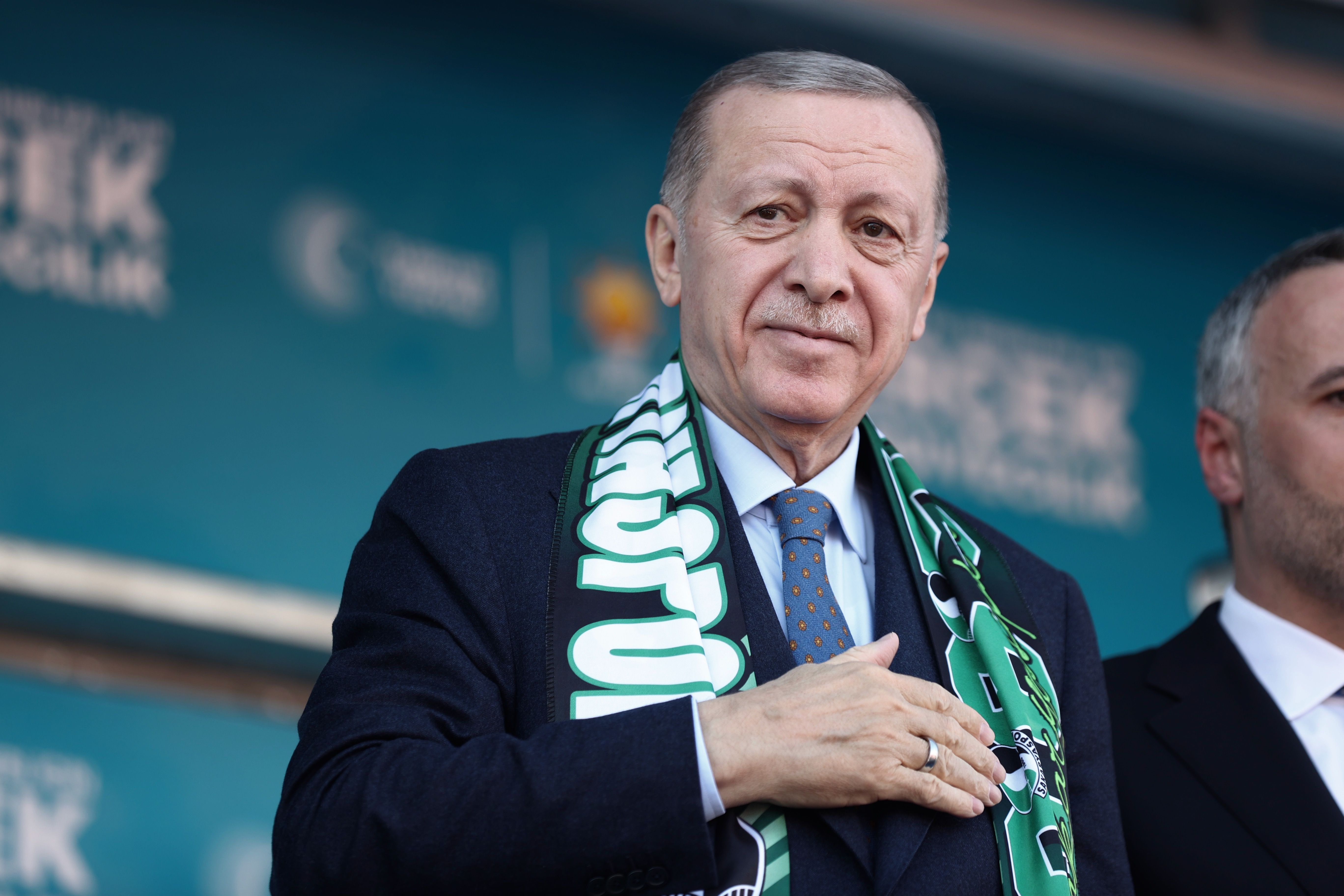 Cumhurbaşkanı Erdoğan: Bize silah vermeyen ülkeler şimdi bizden istiyor Cumhurbaşkanı Erdoğan: Bize silah vermeyen ülkeler şimdi bizden istiyor - 2. Resim