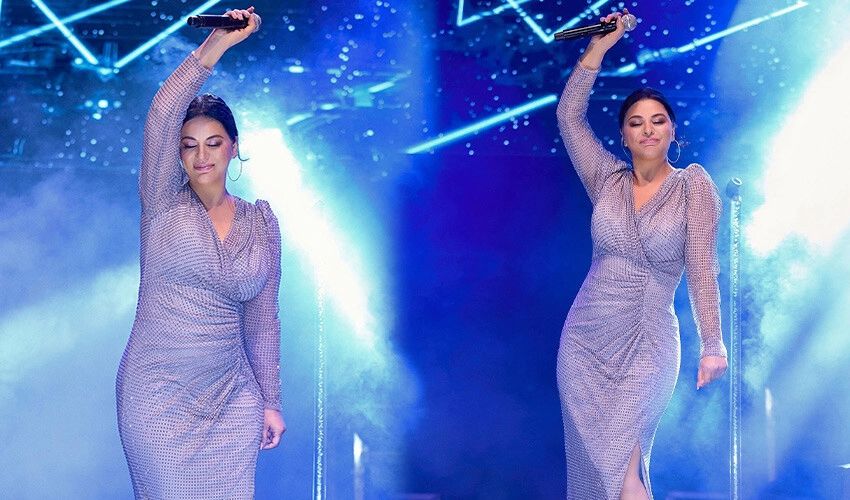 Şarkıcı Zara sarışın oldu! Yeni imajı için anket başlattı Şarkıcı Zara sarışın oldu! Yeni imajı için anket başlattı - 2. Resim