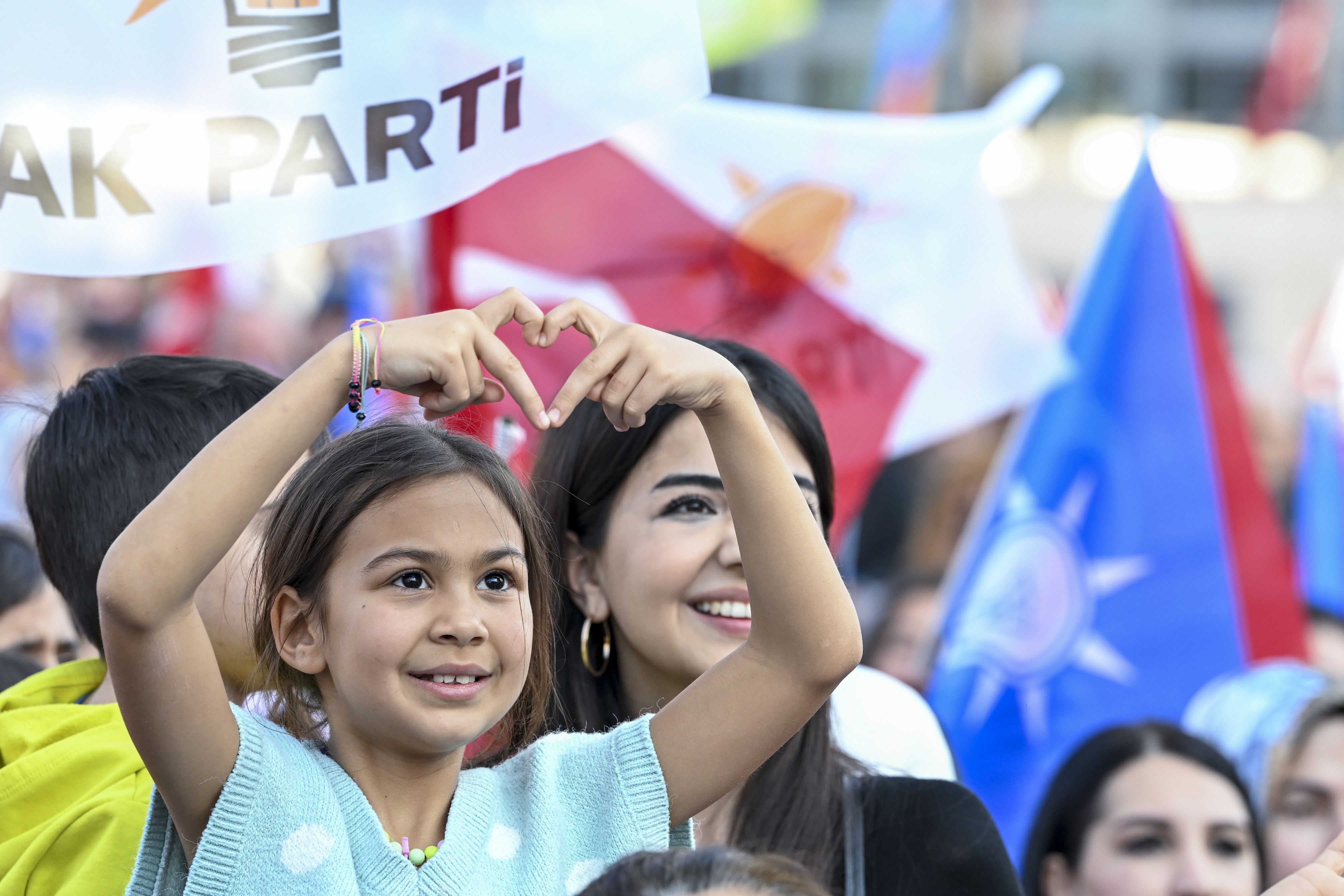 Cumhurbaşkanı Erdoğan, 'Yeni müjdelerimiz yolda' dedi ve ekledi: Türkiye savunma sanayi alanında adeta bir destan yazıyor Cumhurbaşkanı Erdoğan, 'Yeni müjdelerimiz yolda' dedi ve ekledi: Türkiye savunma sanayi alanında adeta bir destan yazıyor - 3. Resim