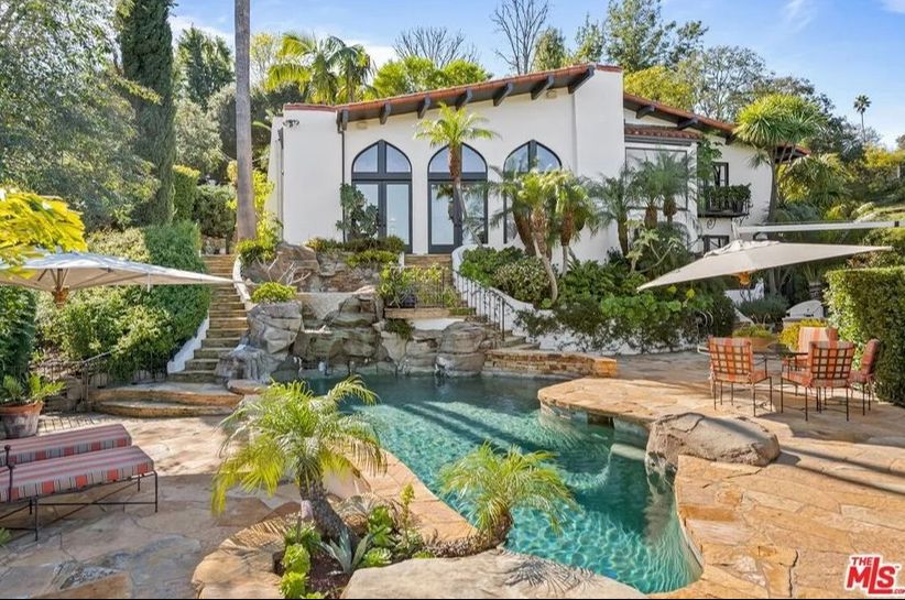 Hollywood yıldızı Charlize Theron malikanesini satışa çıkardı! Fiyatı İstanbul'daki daireden ucuz - 6. Resim