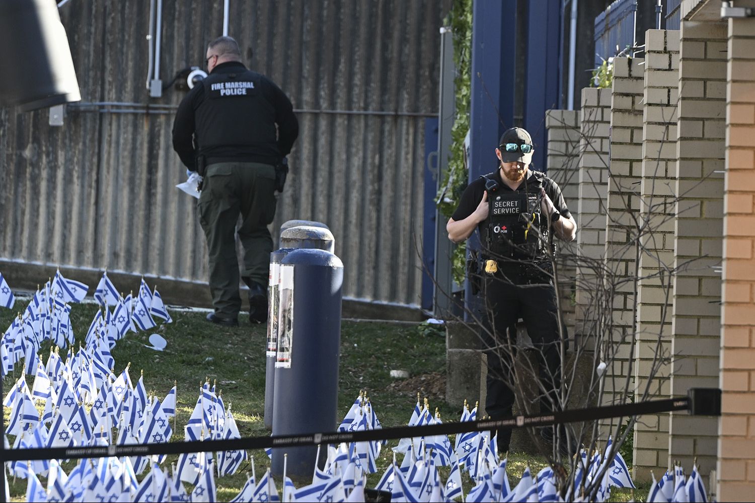 ABD'li asker İsrail Büyükelçiliği önünde kendini yaktı! Nefesi kesilene kadar 'Filistin'e özgürlük' dedi ABD'li asker İsrail Büyükelçiliği önünde kendini yaktı! Nefesi kesilene kadar 'Filistin'e özgürlük' dedi - 3. Resim