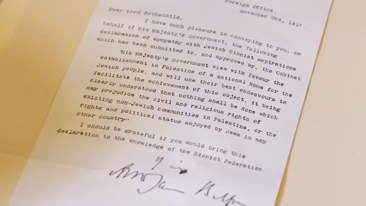'Lord' Jacob Rothschild öldü! 'İsrail'i biz kurduk' itirafında bulunmuştu 'Baron' Jacob Rothschild öldü! 'İsrail'i biz kurduk' itirafında bulunmuştu - 1. Resim