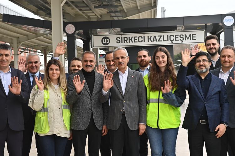Sirkeci Kazlıçeşme hattı nereden nereye gidiyor, hangi duraklar? Sirkeci Kazlıçeşme hattı istasyonları Sirkeci Kazlıçeşme hattı nereden nereye gidiyor, hangi duraklar? Sirkeci Kazlıçeşme hattı istasyonları - 2. Resim