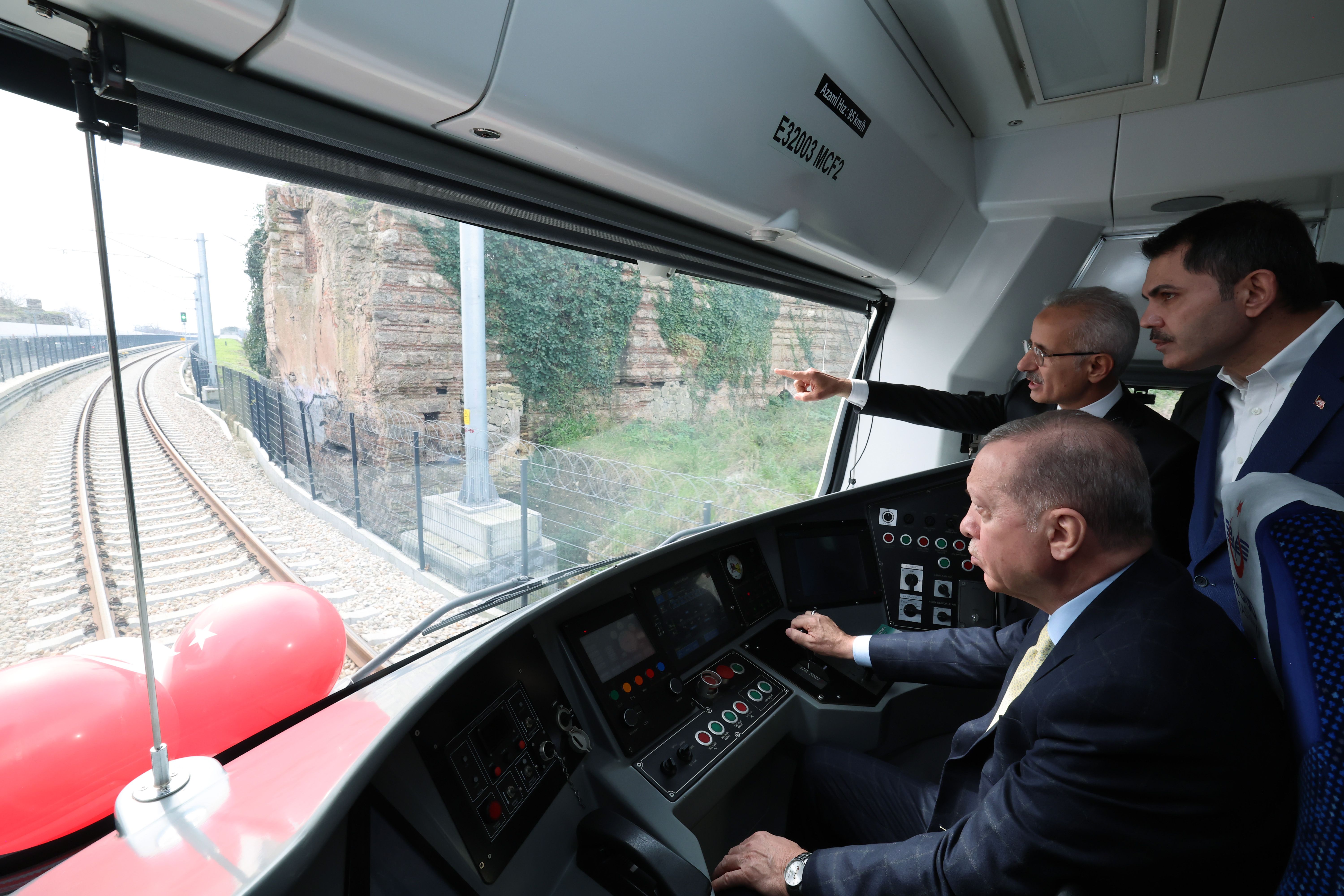 Sirkeci-Kazlıçeşme tren hattı açılıyor! Cumhurbaşkanı Erdoğan ilk seferi yaptı - 1. Resim
