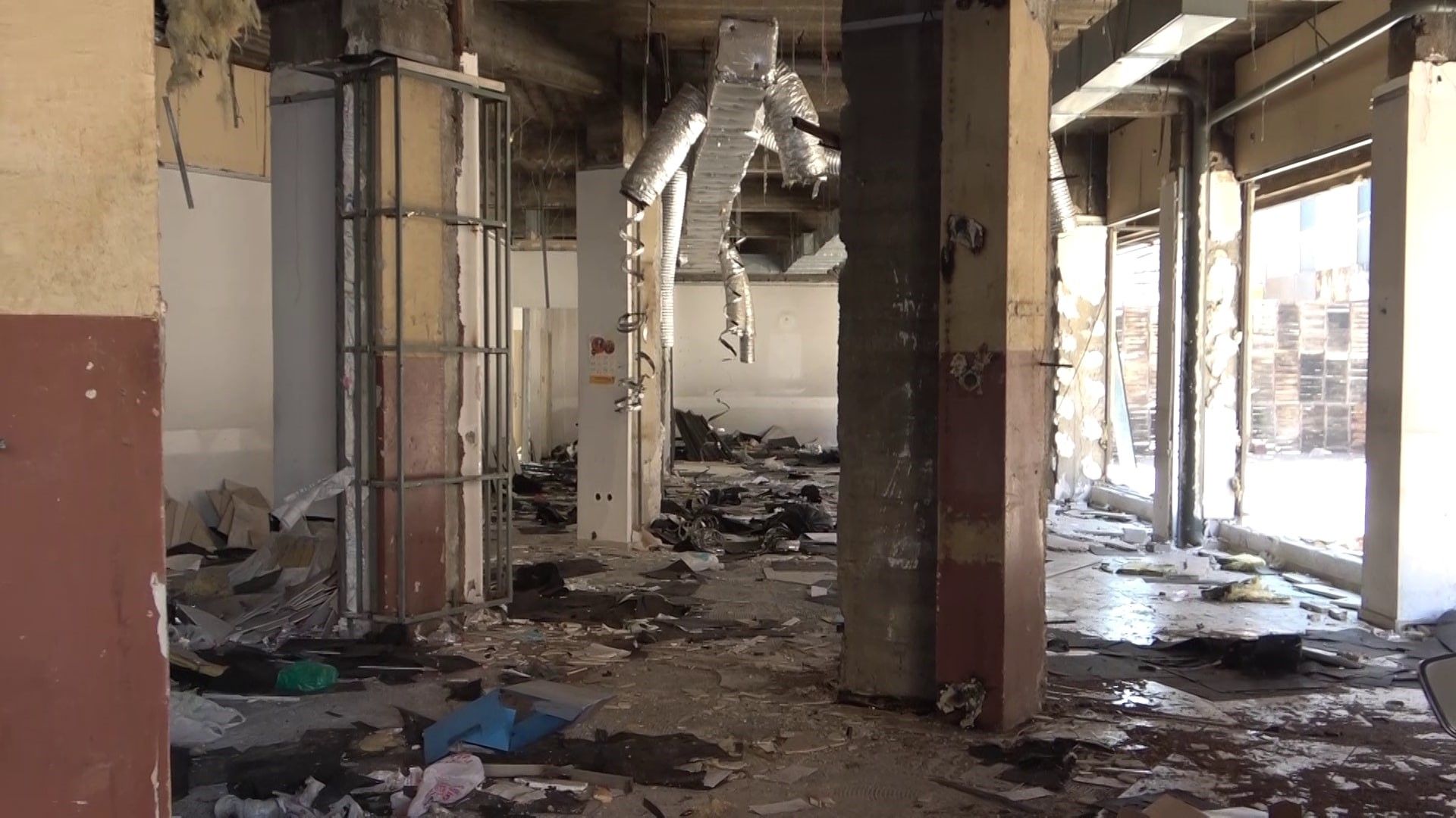 Adana'nın 75 yıllık simgesi yıkılıyor! Çalışmalar başladı Adana'nın 75 yıllık simgesi yıkılıyor! Çalışmalar başladı - 2. Resim