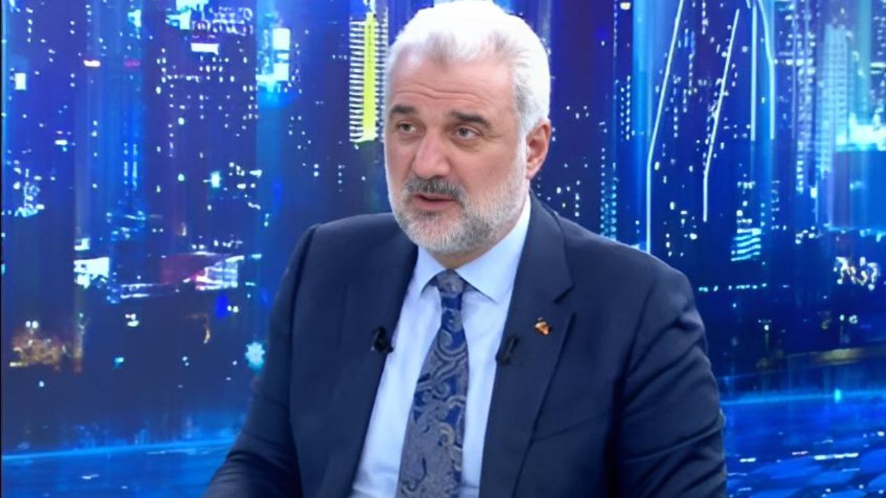 AK Parti'de büyük değişim! İstanbul İl Başkanı Osman Nuri Kabaktepe adaylıktan çekildi, yerine kim geçecek? AK Parti İstanbul İl Başkanı Osman Nuri Kabaktepe'den, İmamoğlu'na  'İstanbul' eleştirisi