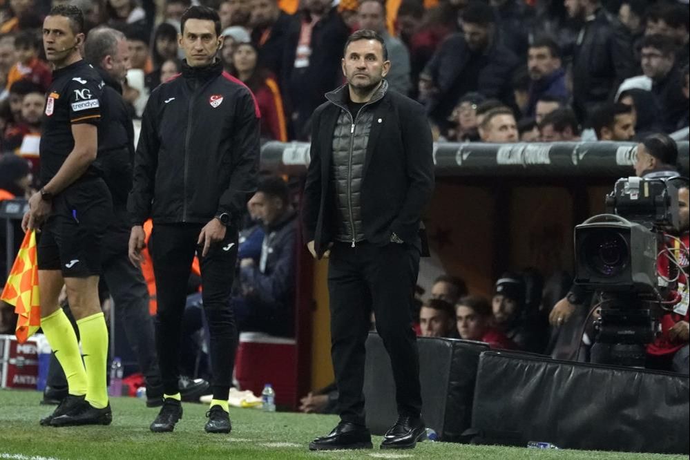 G.saray zorlandığı maçta Antalyaspor’u devirdi! Cimbom’un Kerem’i var G.saray zorlandığı maçta Antalyaspor’u devirdi! Cimbom’un Kerem’i var - 4. Resim