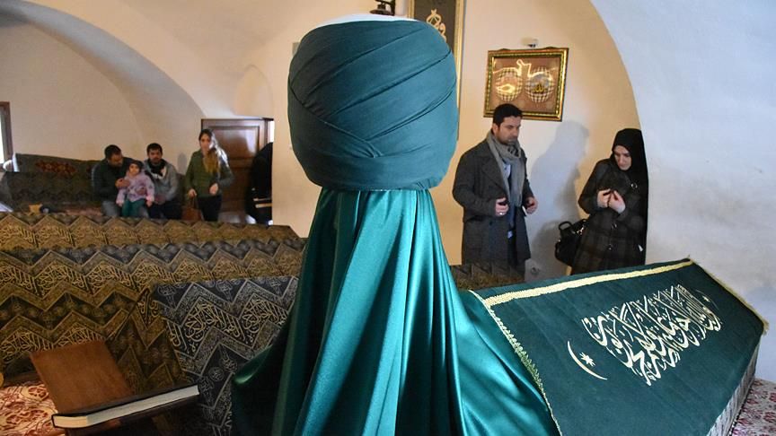 Kartal yuvası Ramazan'a hazır! Orhan Gazi Camisi ve Şeyh Edebali Türbesi temizlendi Kartal yuvası Ramazan'a hazır! Orhan Gazi Camisi ve Şeyh Edebali Türbesi temizlendi - 2. Resim