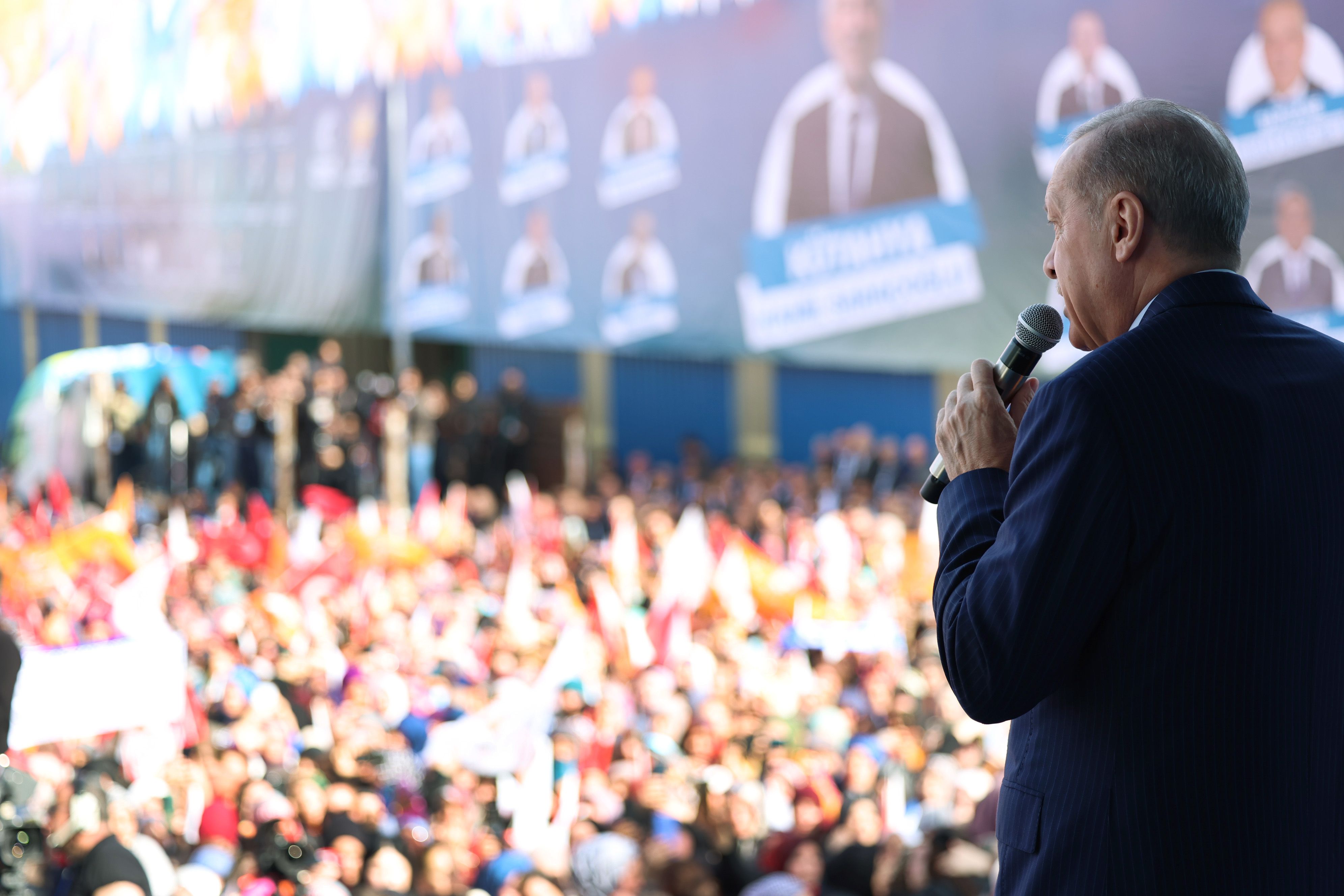 Cumhurbaşkanı Erdoğan Kütahya'da: Meydanı kirli ittifaklara bırakmayız Cumhurbaşkanı Erdoğan Kütahya'da: Meydanı kirli ittifaklara bırakmayız - 3. Resim