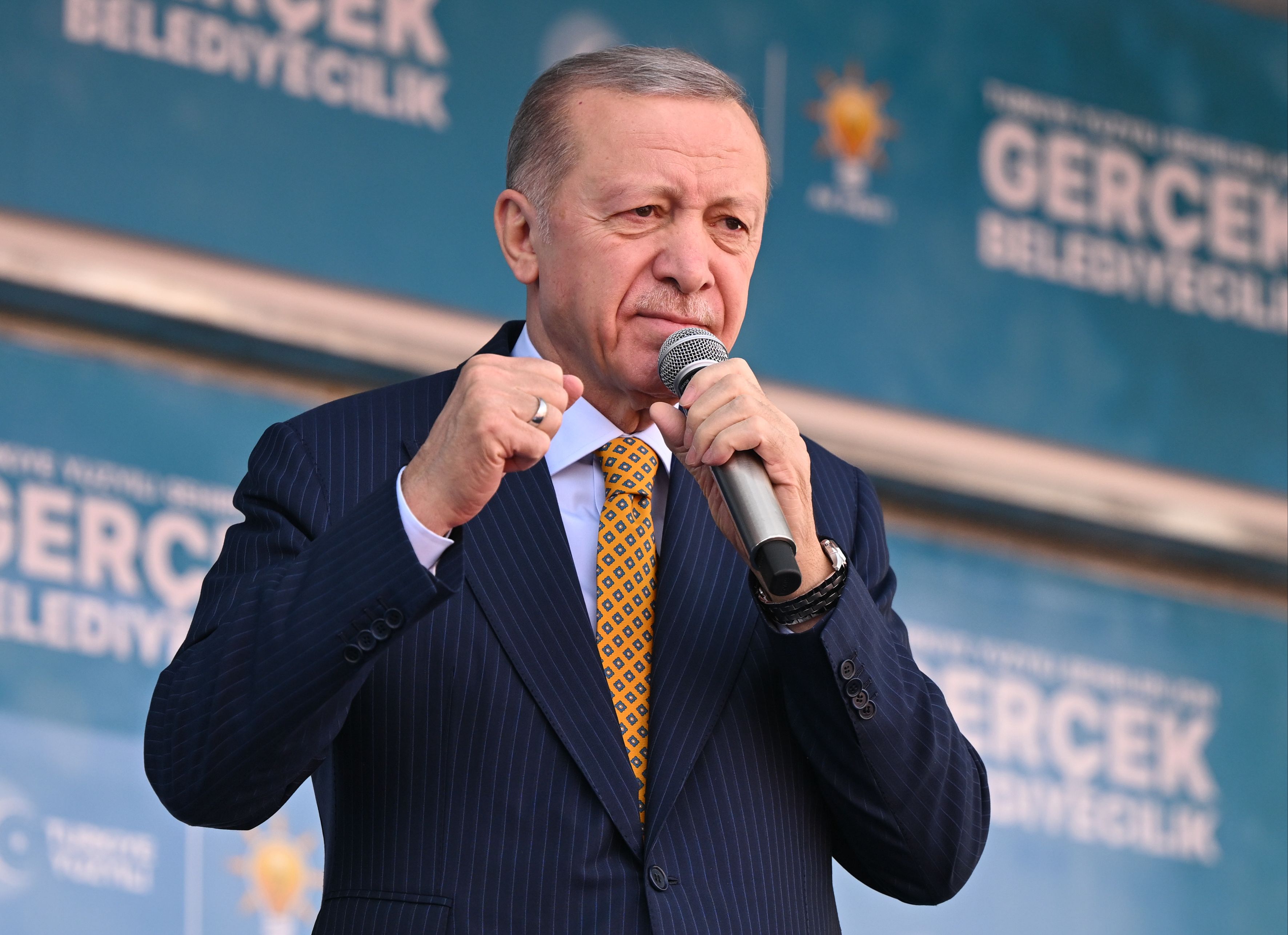 Cumhurbaşkanı Erdoğan Kütahya'da: Meydanı kirli ittifaklara bırakmayız Cumhurbaşkanı Erdoğan MHP ile AK Parti'nin rakip olduğu Kütahya'da - 2. Resim