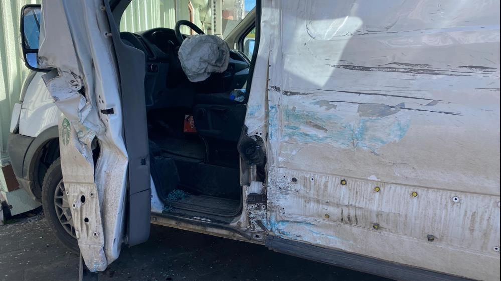 Diyarbakır'da can pazarı! 4 araç birbirine girdi: 13 yaralı Diyarbakır'da can pazarı! 4 araç birbirine girdi: 13 yaralı - 2. Resim