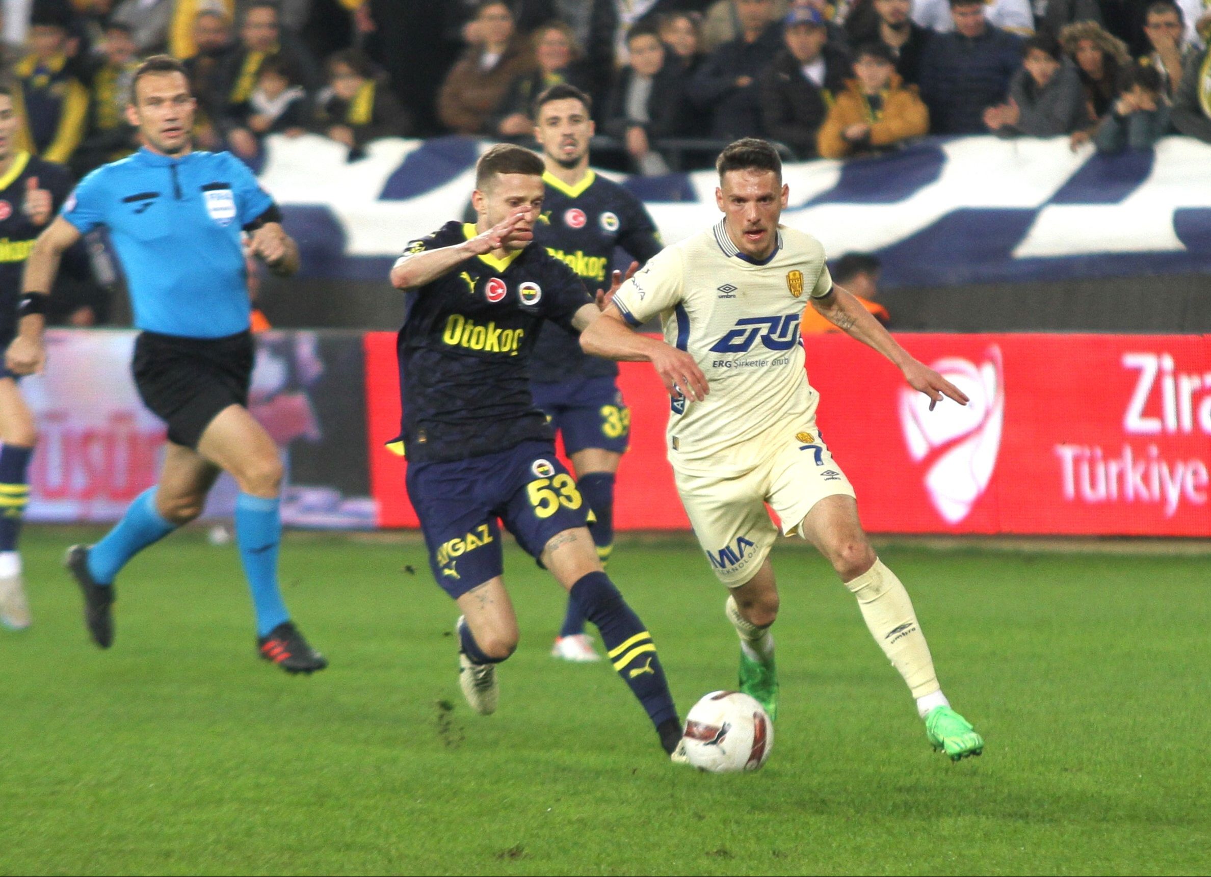 Fener’e evlat kurşunu! Kanarya kupa çeyrek finalinde A.Gücü’ne yenildi, elendi - 2. Resim