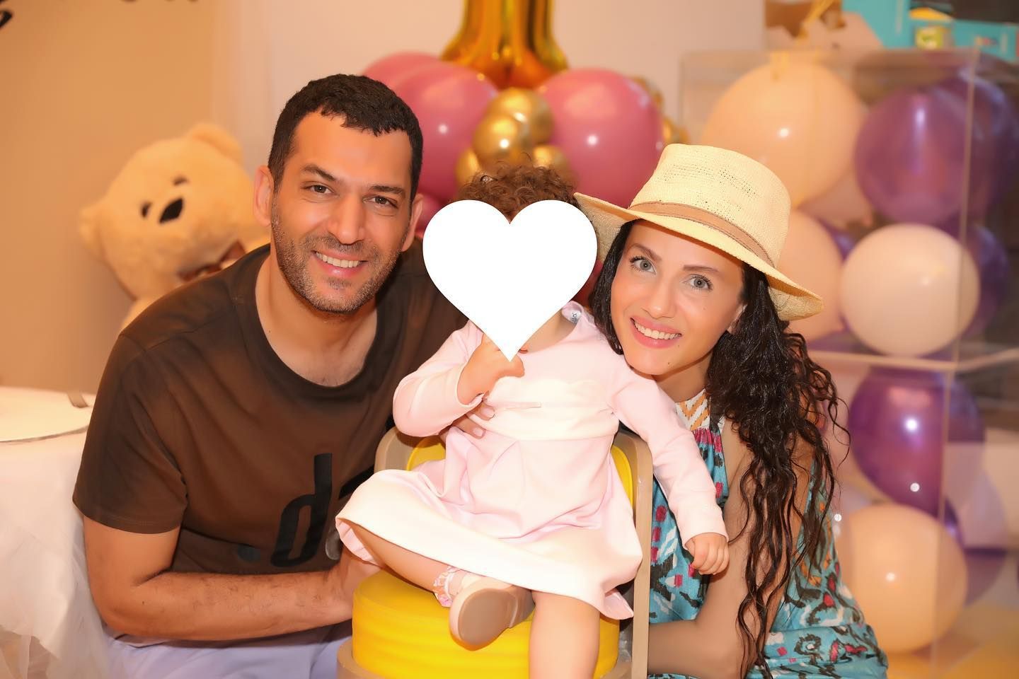 Görüntüsü yanlışlıkla ortaya çıktı! İşte Murat Yıldırım'ın gözünden sakındığı kızı Görüntüsü yanlışlıkla ortaya çıktı! İşte Murat Yıldırım'ın gözünden sakındığı kızı - 1. Resim