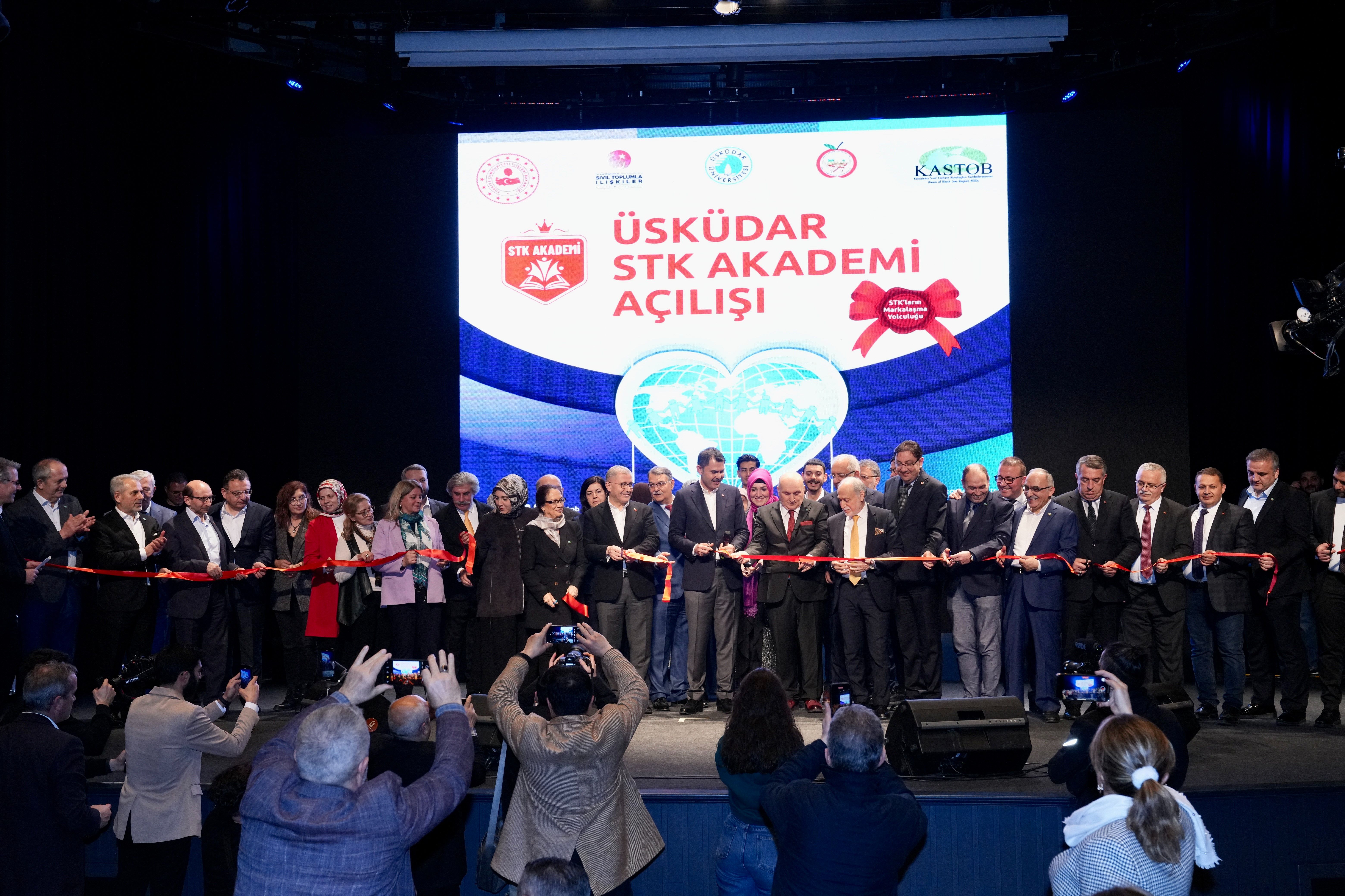 Murat Kurum, Karadeniz'i işaret ederek İstanbul için vaadini açıkladı - 1. Resim