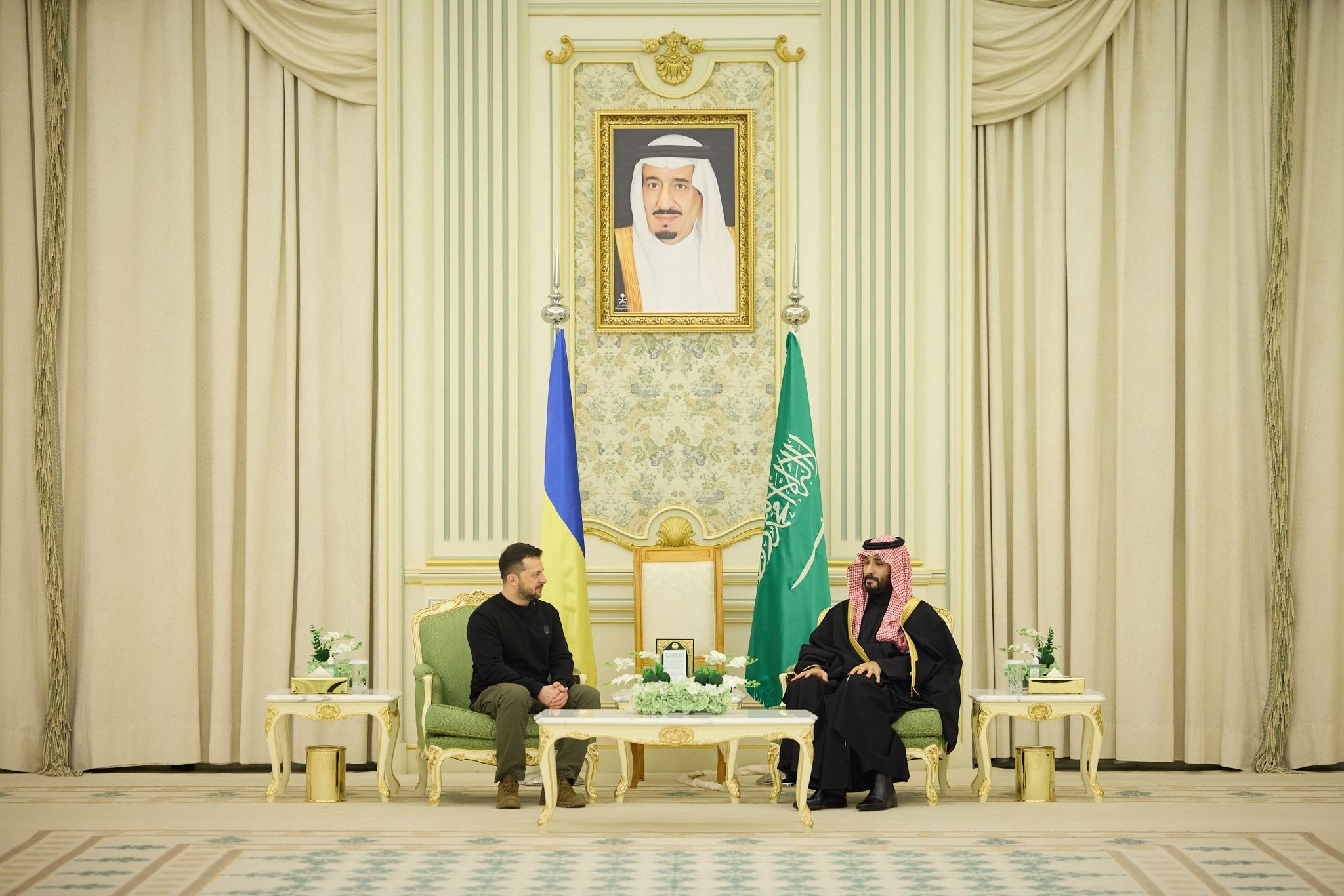 Riyad'da peş peşe kritik zirveler: Dün Ruslar bugün Zelenskiy görüştü Riyad'da peş peşe kritik zirveler: Dün Ruslar bugün Zelenskiy görüştü - 2. Resim