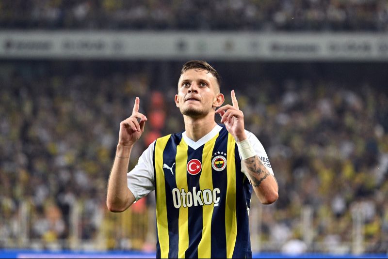 Szymanski, Sacha Boey'in altında kalmayacak! Fenerbahçe tarihine geçecek bonservis bedeli Szymanski, Sacha Boey'in altında kalmayacak! Fenerbahçe tarihine geçecek bonservis bedeli - 2. Resim