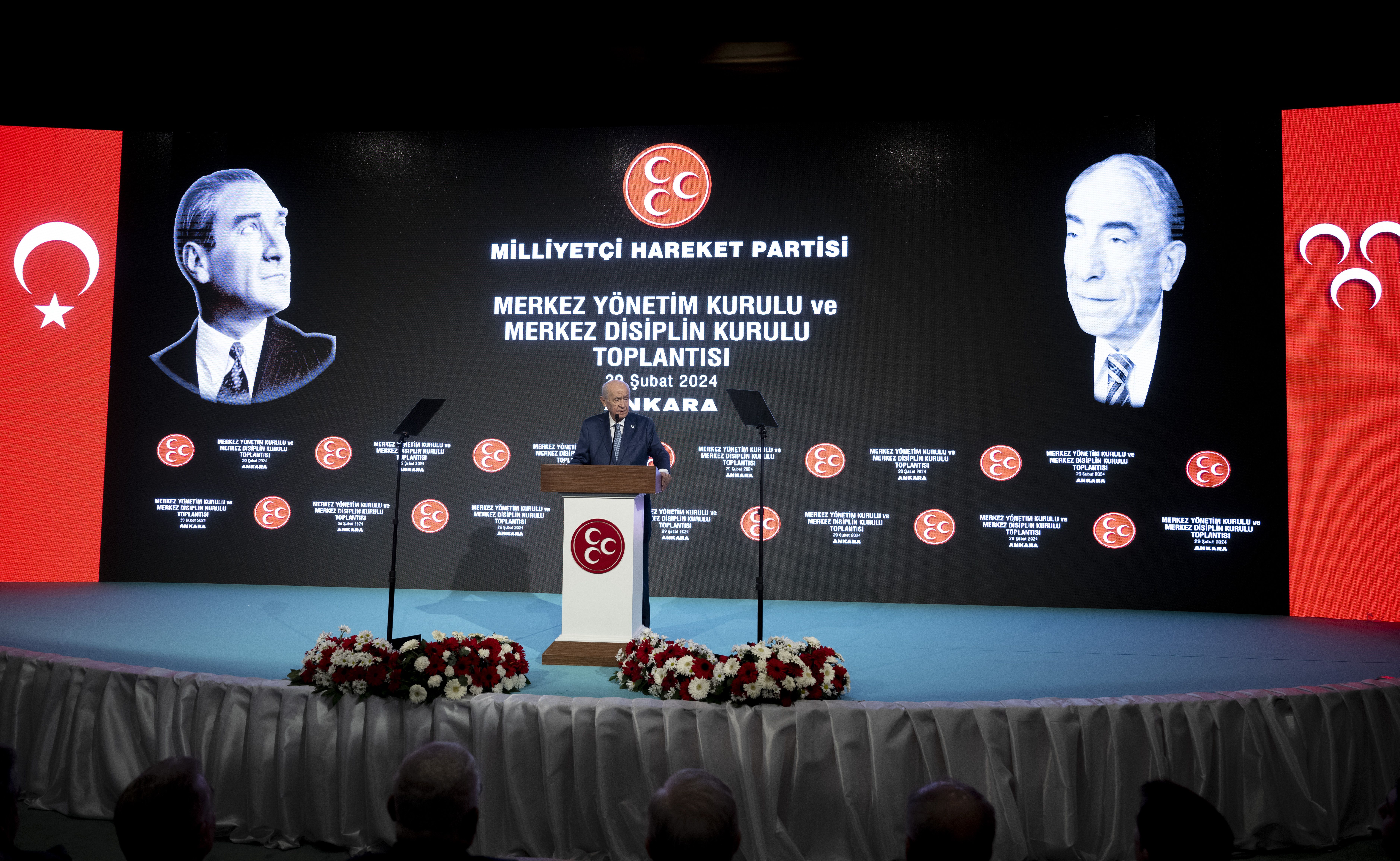 Bahçeli'den emekli maaşı açıklaması: Çağrılar haksız değil, iyileştirmeler cömertçe yapılacak - 1. Resim