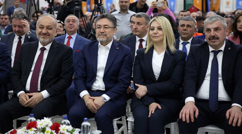 Bakan Yumaklı: İnşallah 31 Mart'ta tüm Türkiye AK Parti'nin gerçek belediyeciliği ile tanışmış olacak - 3. Resim