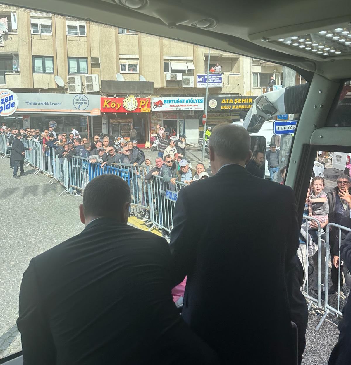 Cumhurbaşkanı Erdoğan'ın Aydın programına Süleyman Soylu da katıldı Cumhurbaşkanı Erdoğan'ın Aydın programına Süleyman Soylu da katıldı - 2. Resim