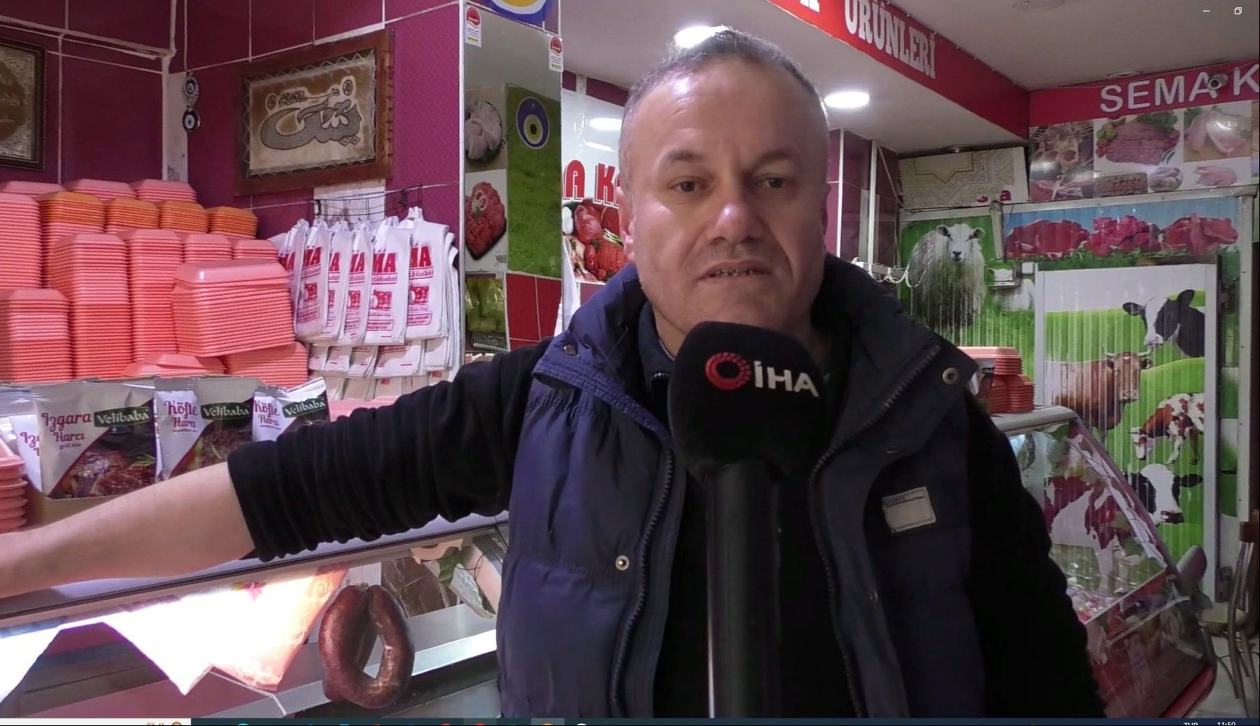 Hakkari'de kasaplar canlı hayvan bulamıyor! Dana eti 500, koyun eti 400 TL Hakkari'de kasaplar canlı hayvan bulamıyor! Dana eti 500, koyun eti 400 TL - 1. Resim