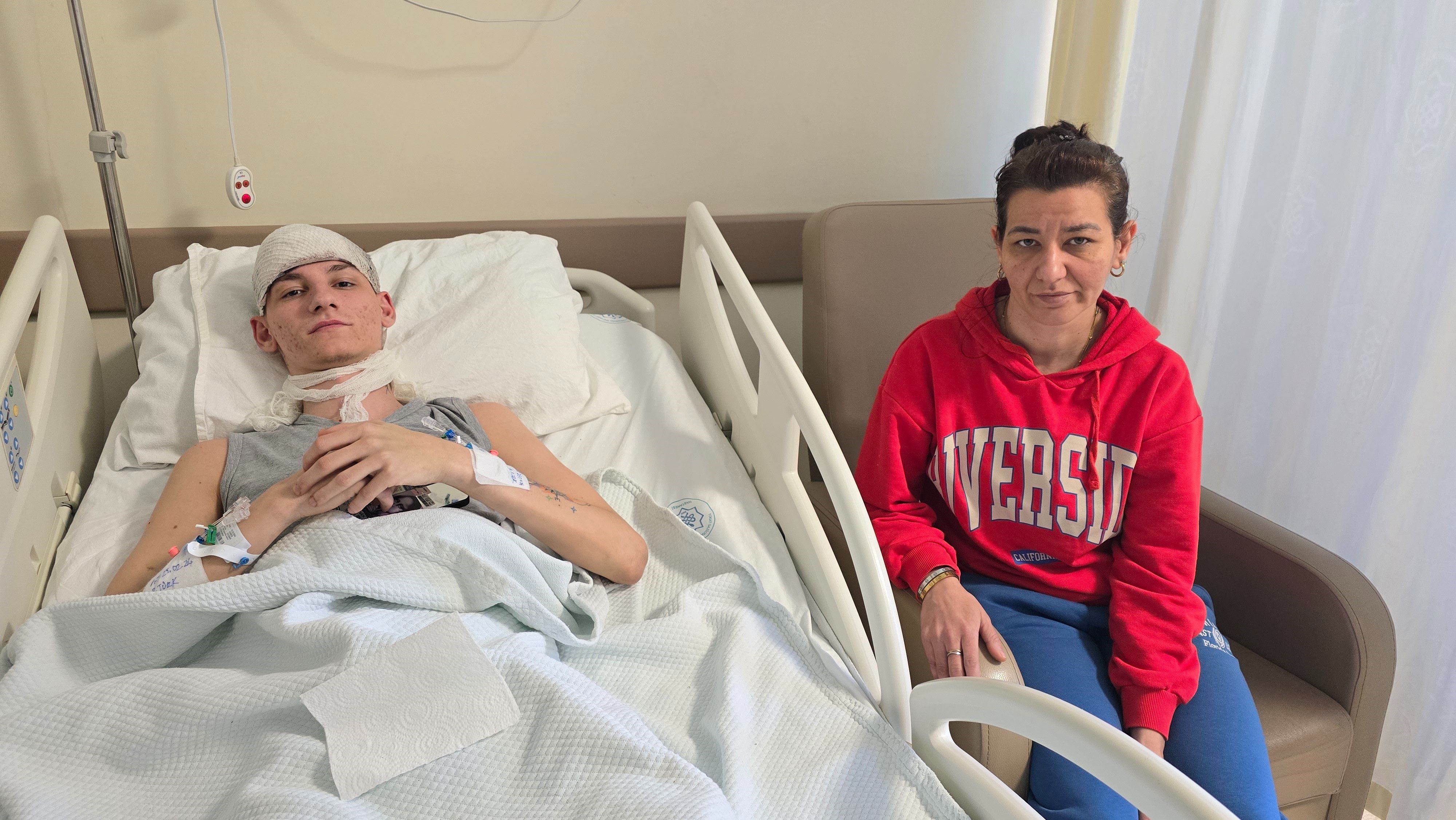 Yaralı genci yaşadığından şüphe ettiren olay: Kendi ölüm haberini okudu - 2. Resim