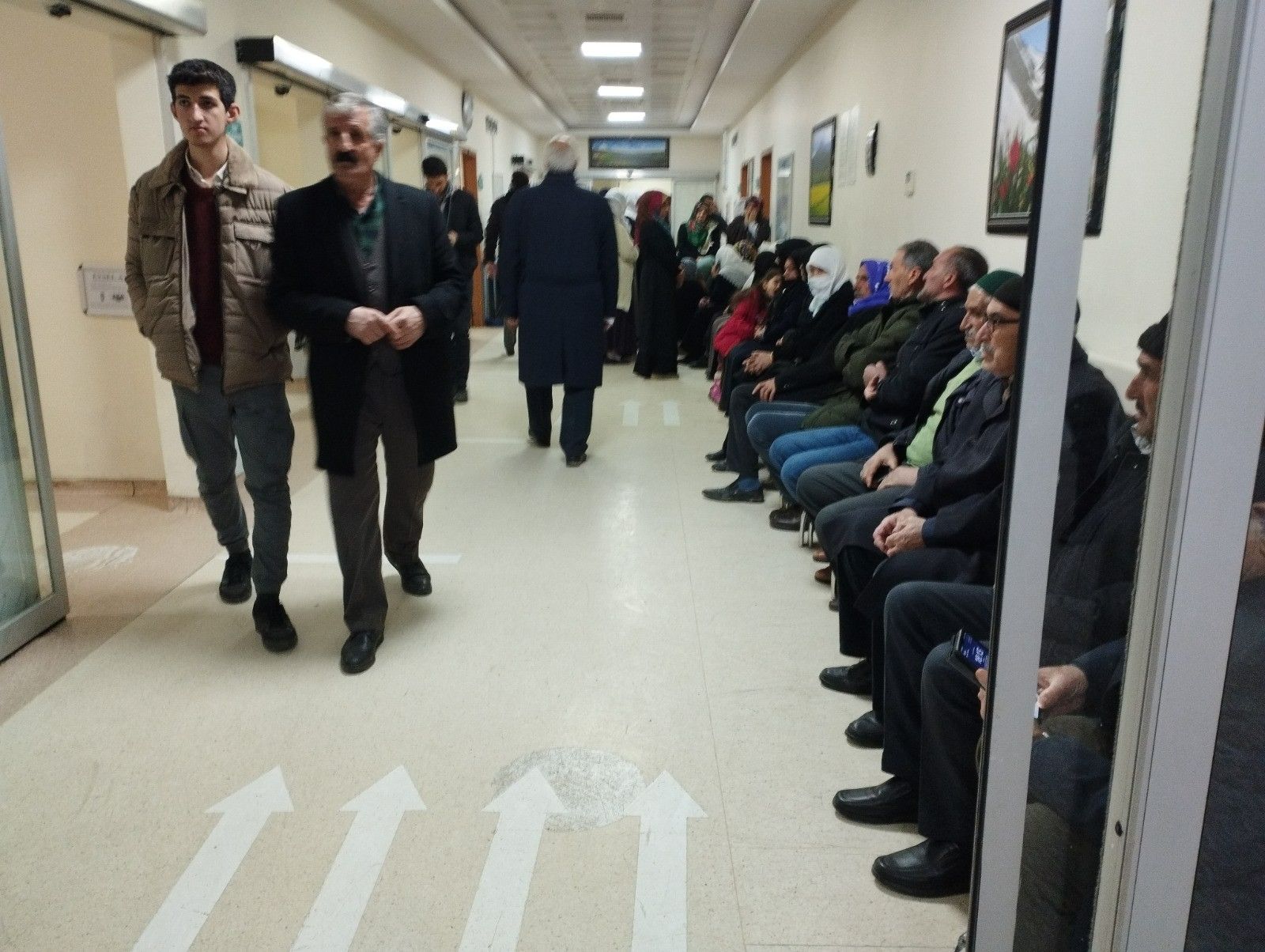 'At eyeri' kavgası kanlı bitti! 13 yaşındaki çocuğu tüfekle vurarak öldürdü 'At eyeri' kavgası kanlı bitti! 13 yaşındaki çocuğu tüfekle vurarak öldürdü - 1. Resim