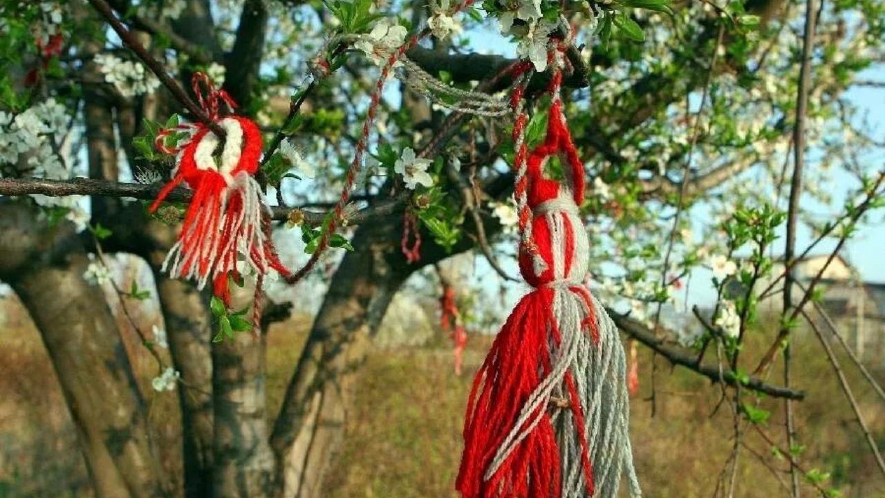 Balkan Geleneği Marteniçka 1 Mart takılmaya başlıyor! İşte, hikayesi! Balkan Geleneği Marteniçka 1 Mart takılmaya başlıyor! İşte, hikayesi! - 1. Resim