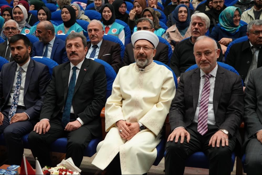 Diyanet İşleri Başkanı Erbaş: “Siyonist Hıristiyanlar, Siyonist Yahudilerden daha tehlikeli” Diyanet İşleri Başkanı Erbaş: “Siyonist Hıristiyanlar, Siyonist Yahudilerden daha tehlikeli” - 2. Resim