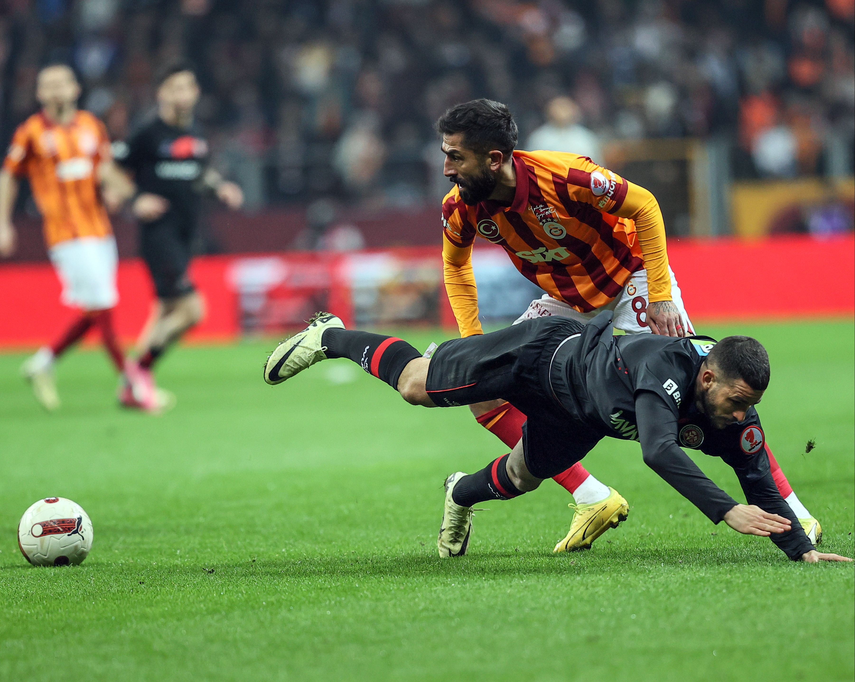 Fatih Karagümrük yarı finalde! Galatasaray, Ziraat Türkiye Kupası'na veda etti - 4. Resim