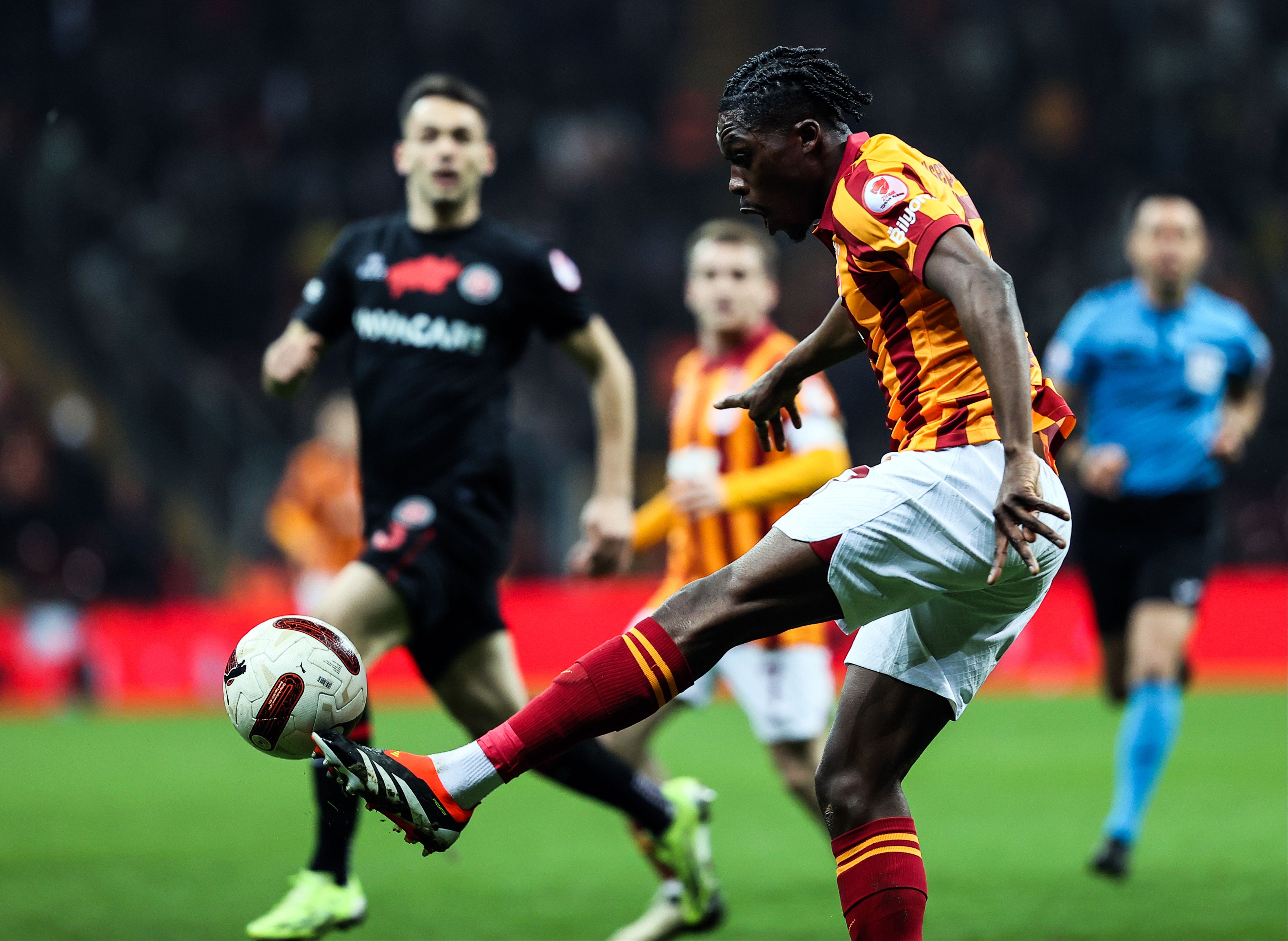 Fatih Karagümrük yarı finalde! Galatasaray, Ziraat Türkiye Kupası'na veda etti - 3. Resim