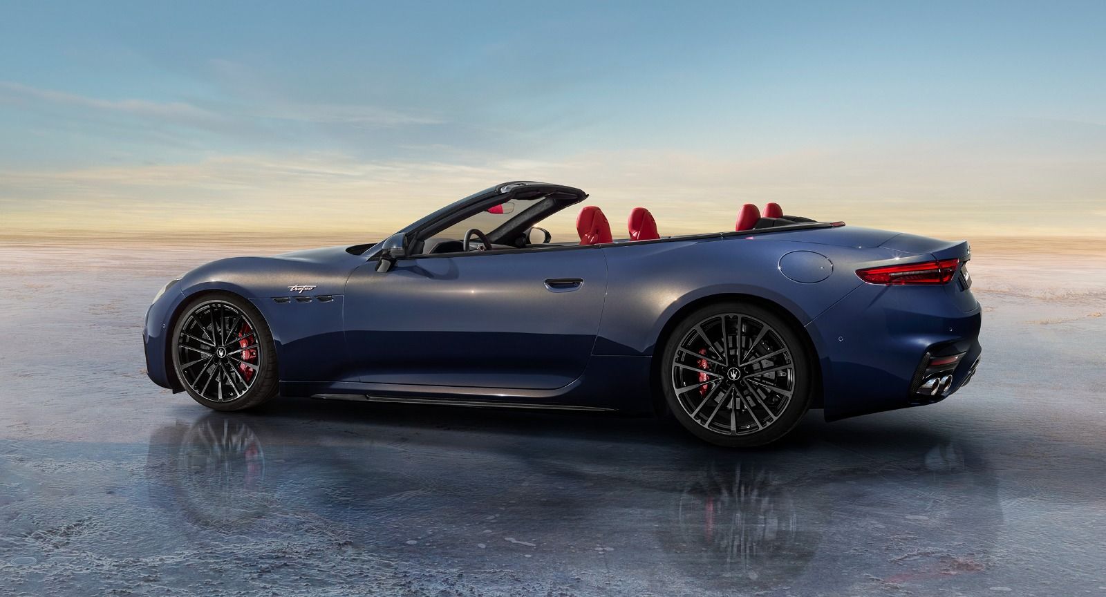 Maserati’den ikonik bir adım: GranCabrio  - 1. Resim