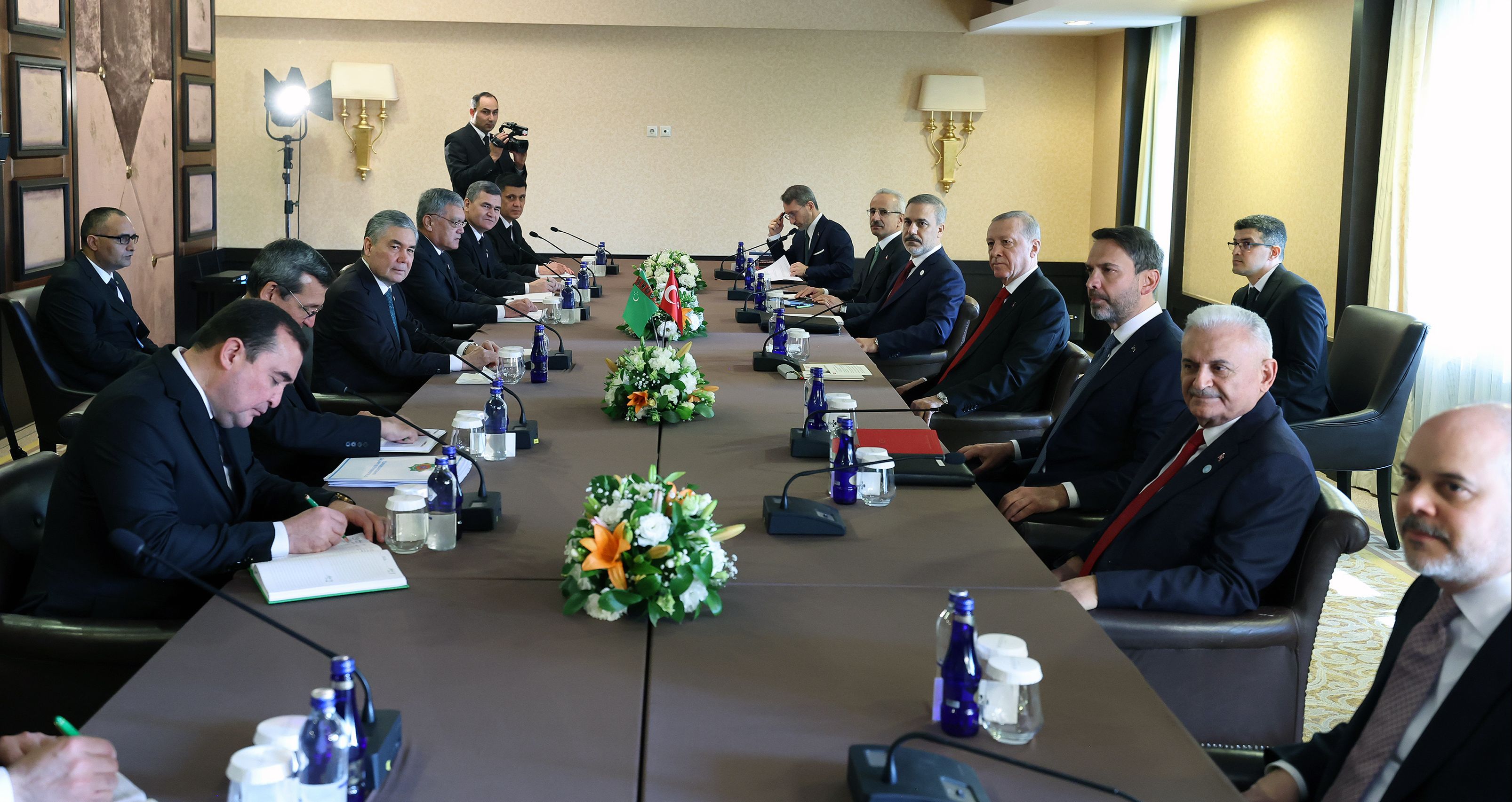 Önce Türkiye'ye, sonra küresel piyasalara sevk edilecek! Atılan imzayı Bakan Bayraktar duyurdu - 1. Resim